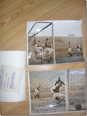 Manchester United v Yeovil Press Photos: Superb mainly 10 x 8 inch original press photos with captions, dates and maker Kemsleys Newspapers of Manchester stamp to rear. All but one are match action including great shots of some goals. Other one is two United Supporters carrying a Yeovil Supporter round the ground who has mock FA Cup in his hand.